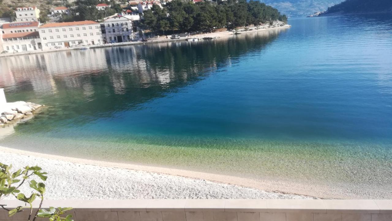Apartman Ruzica Pucisca Buitenkant foto