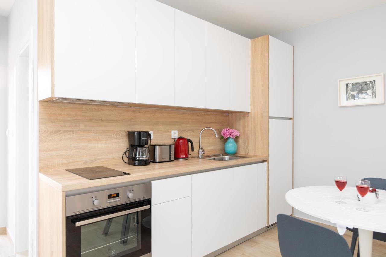 Apartman Ruzica Pucisca Buitenkant foto