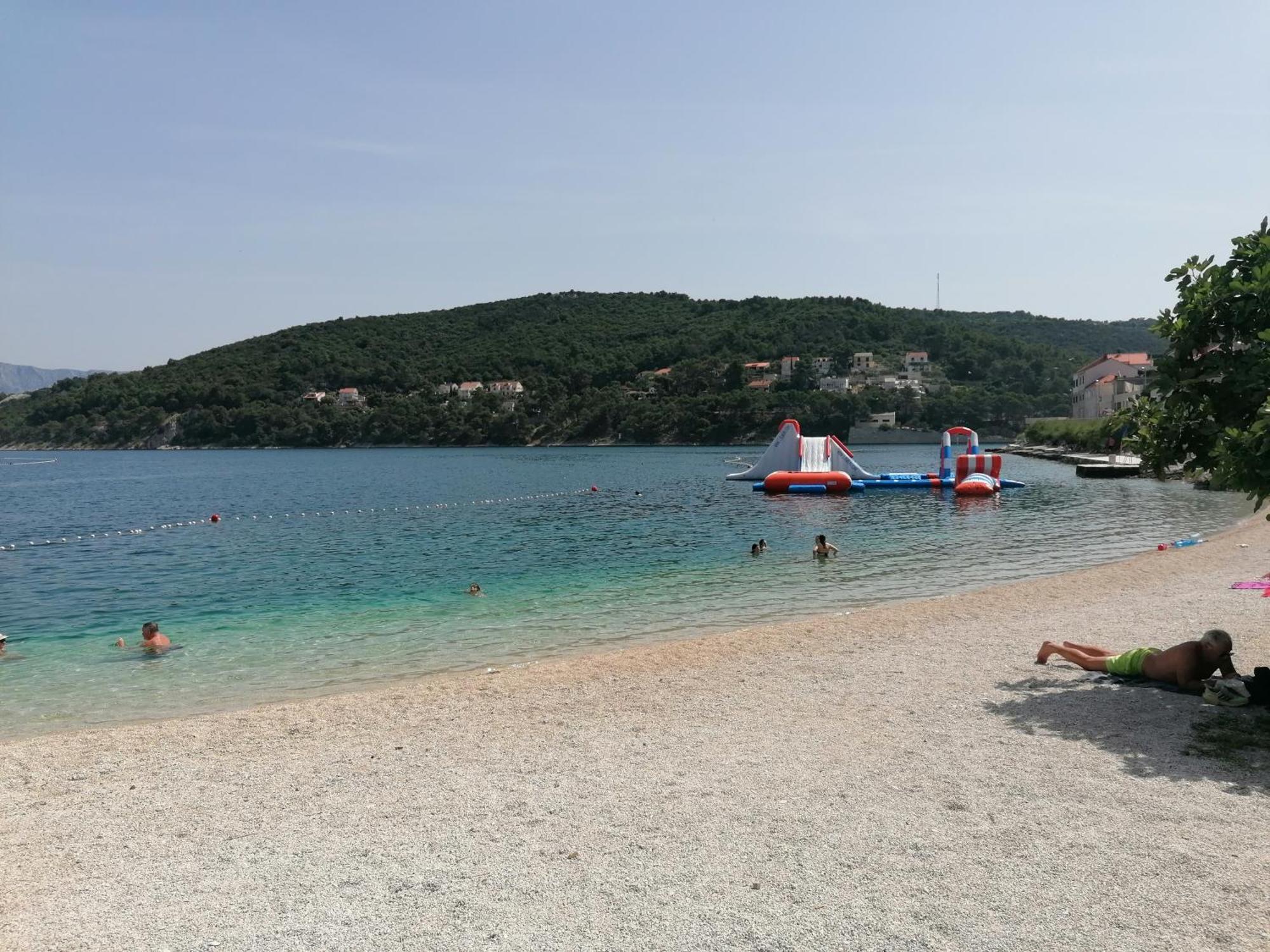 Apartman Ruzica Pucisca Buitenkant foto
